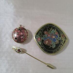 Vintage Cloisonne Jewelry Lot of 3 Necklace Stick Pin Scarf Bolo Tie Clip 1970s